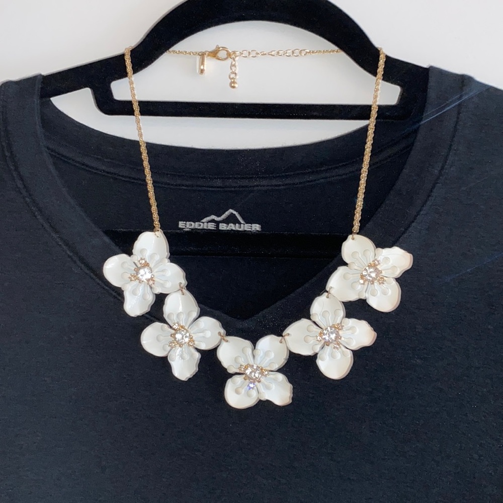 White flower petal necklace
